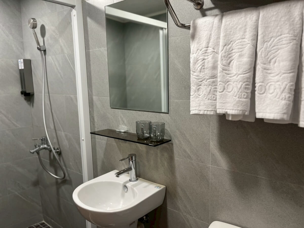quadruple-room